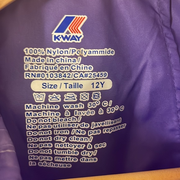 K-Way Windbreaker - Picture 3 of 3